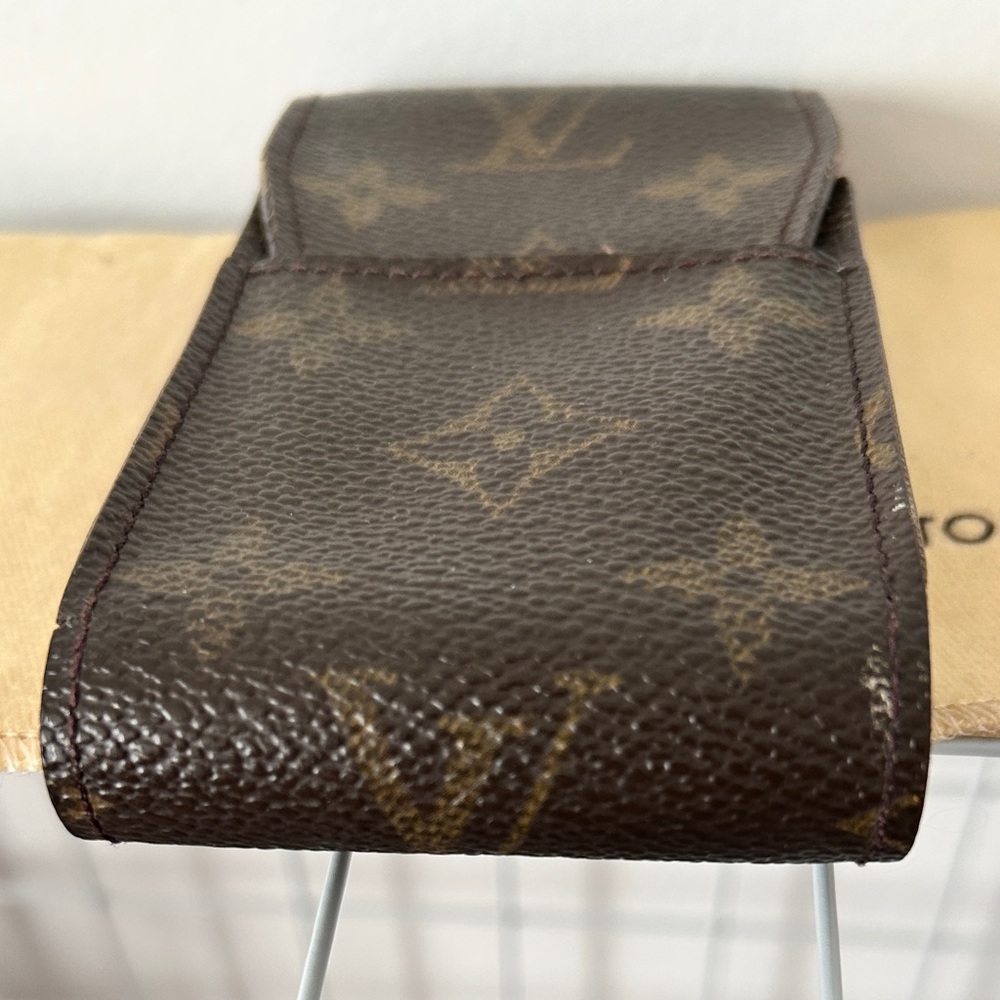 Louis Vuitton Monogram Brown cigarette case. - Picture 5 of 9